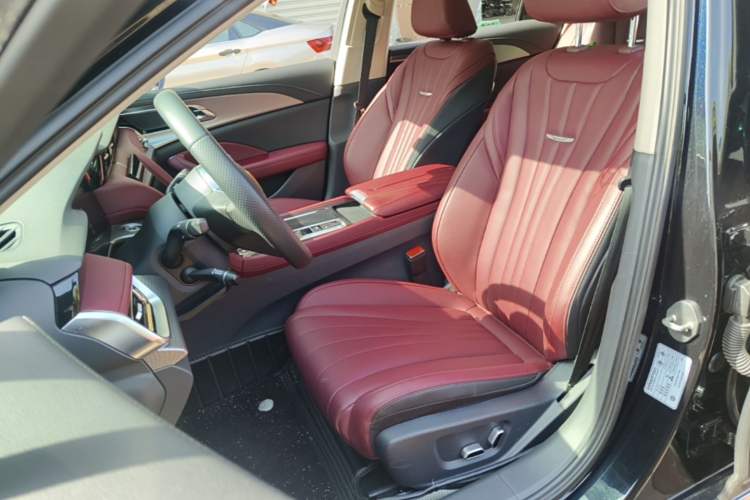 Used Hongqi H5 2024 1.5T DCT Smart Connect Flagship Edition Left Front Seat