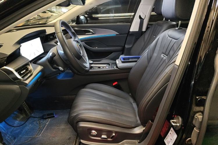 Used Hongqi H5 2024 2.0T Automatic Smart Connect Flagship Edition Left Front Seat