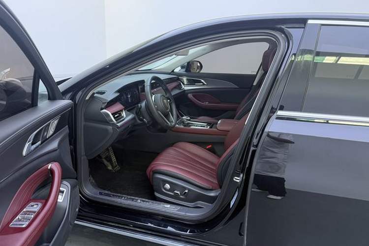 Used Hongqi H5 2024 2.0T Automatic Smart Connect Flagship Edition Left Front Seat