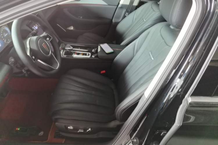 Used Hongqi H5 2024 2.0T Automatic Smart Connect Flagship Edition Left Front Seat