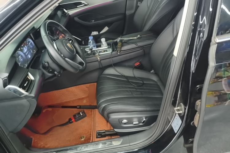 Used Hongqi H5 2024 2.0T Automatic Smart Connect Flagship Edition Left Front Seat