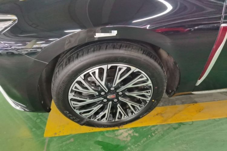Used Hongqi H5 2024 2.0T Automatic Smart Connect Flagship Edition Left Front Wheel Hub
