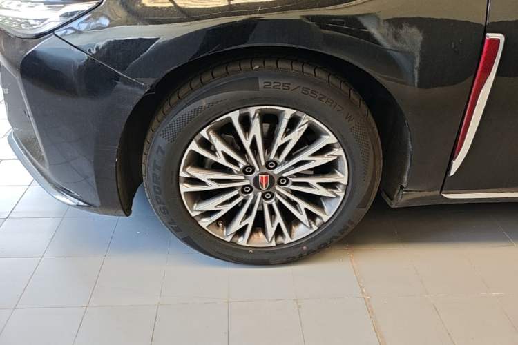 Used Hongqi H5 2024 1.5T DCT Smart Connect Flagship Edition Left Front Wheel Hub