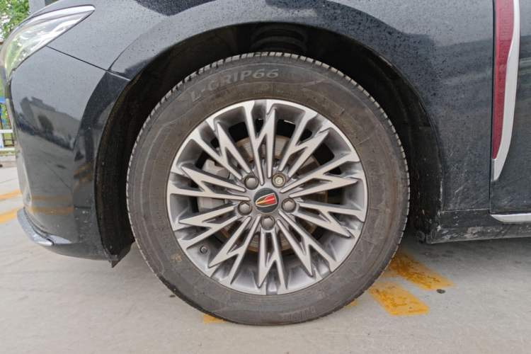 Used Hongqi H5 2024 1.5T DCT Smart Connect Flagship Edition Left Front Wheel Hub
