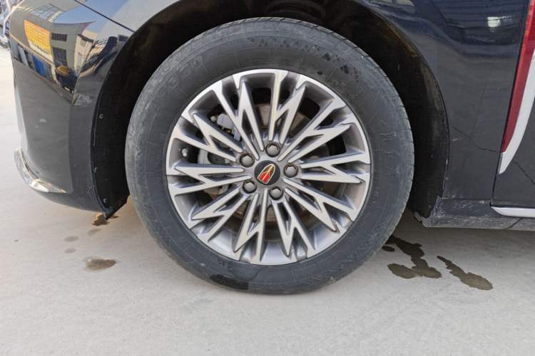 Used Hongqi H5 2024 1.5T DCT Smart Connect Flagship Edition Left Front Wheel Hub
