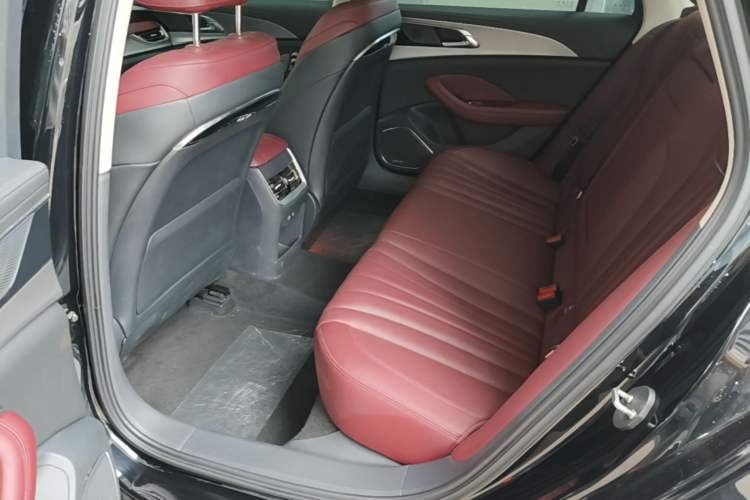Used Hongqi H5 2024 1.5T DCT Smart Connect Flagship Edition Left Rear Seat