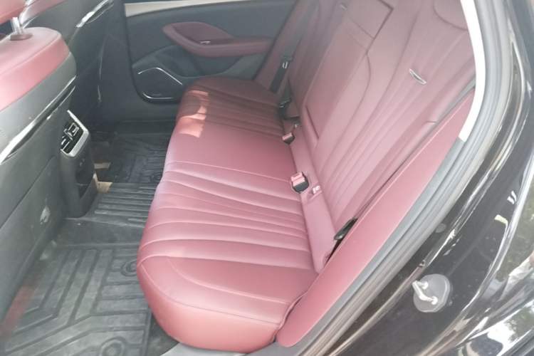 Used Hongqi H5 2024 1.5T DCT Smart Connect Flagship Edition Left Rear Seat
