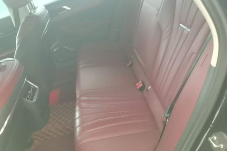 Used Hongqi H5 2024 2.0T Automatic Smart Connect Flagship Edition Left Rear Seat