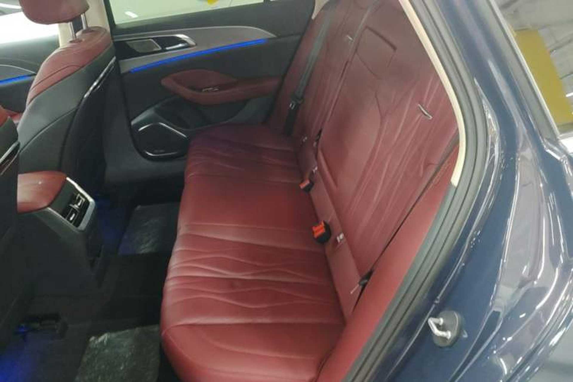 Used Hongqi H5 2024 2.0T Automatic Smart Connect Flagship Edition Left Rear Seat