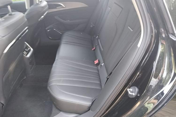 Used Hongqi H5 2024 1.5T DCT Smart Connect Flagship Edition Left Rear Seat