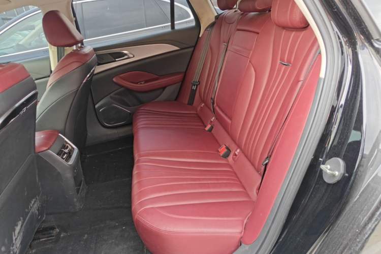 Used Hongqi H5 2024 1.5T DCT Smart Connect Flagship Edition Left Rear Seat