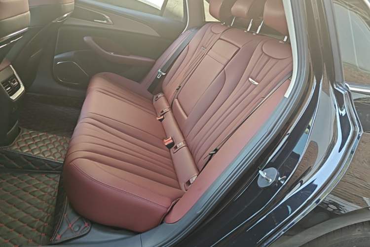 Used Hongqi H5 2024 1.5T DCT Smart Connect Flagship Edition Left Rear Seat