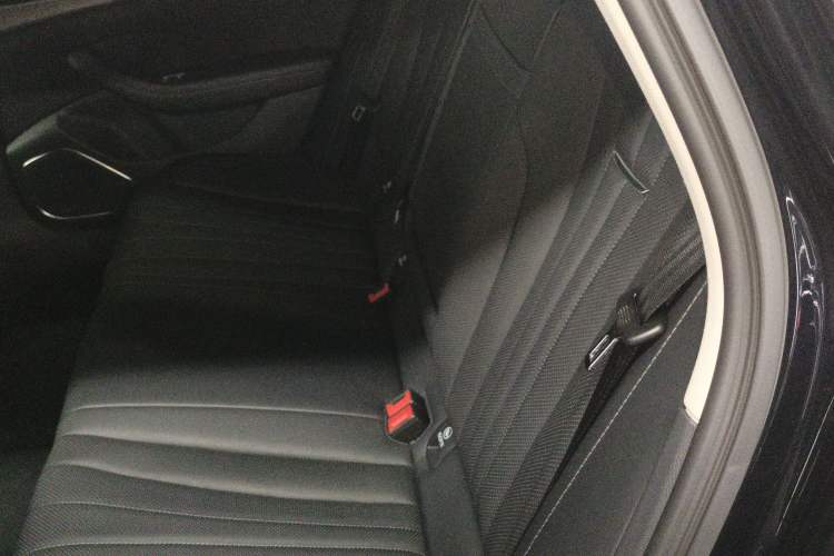 Used Hongqi H5 2024 1.5T DCT Smart Connect Flagship Edition Left Rear Seat