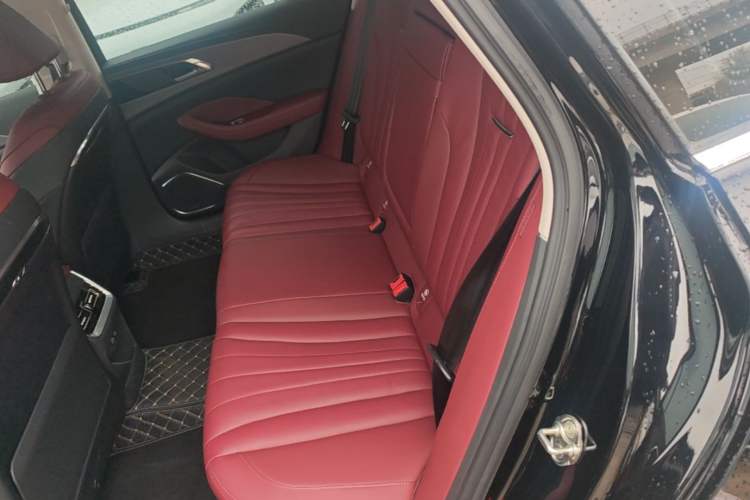 Used Hongqi H5 2024 1.5T HEV Smart Connect Flagship Edition Left Rear Seat