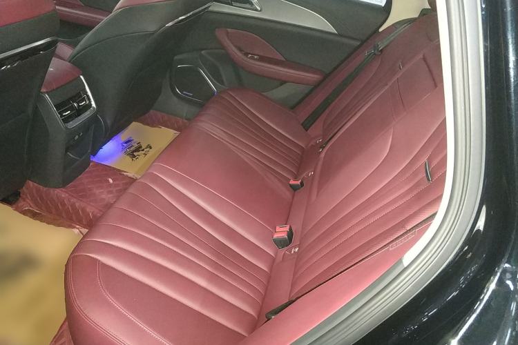 Used Hongqi H5 2024 2.0T Automatic Smart Connect Flagship Edition Left Rear Seat