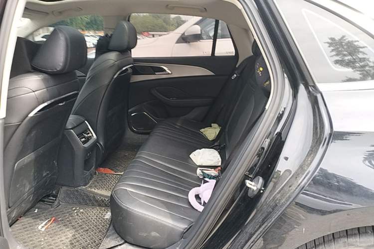 Used Hongqi H5 2024 1.5T DCT Smart Connect Flagship Edition Left Rear Seat
