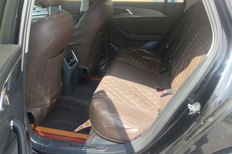 Used Hongqi H5 2024 2.0T Automatic Smart Connect Flagship Edition Left Rear Seat