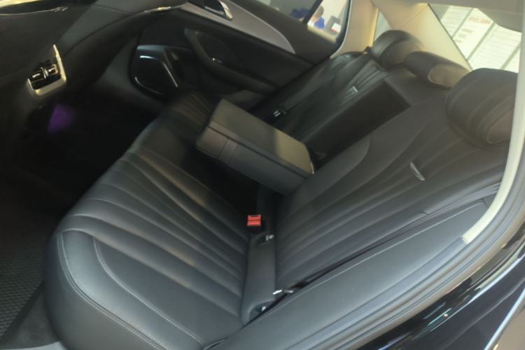 Used Hongqi H5 2024 1.5T DCT Smart Connect Flagship Edition Left Rear Seat