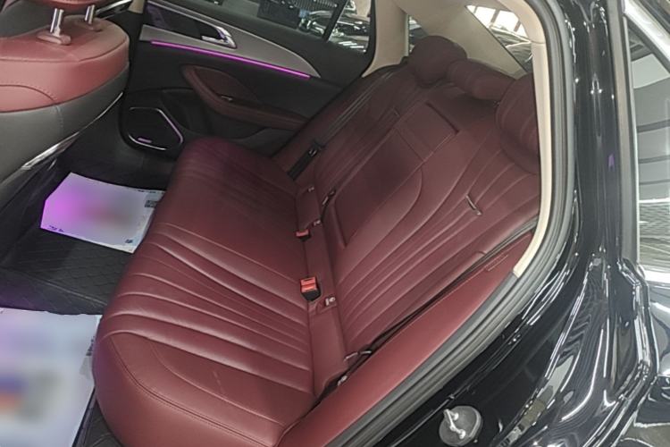 Used Hongqi H5 2024 2.0T Automatic Smart Connect Flagship Edition Left Rear Seat