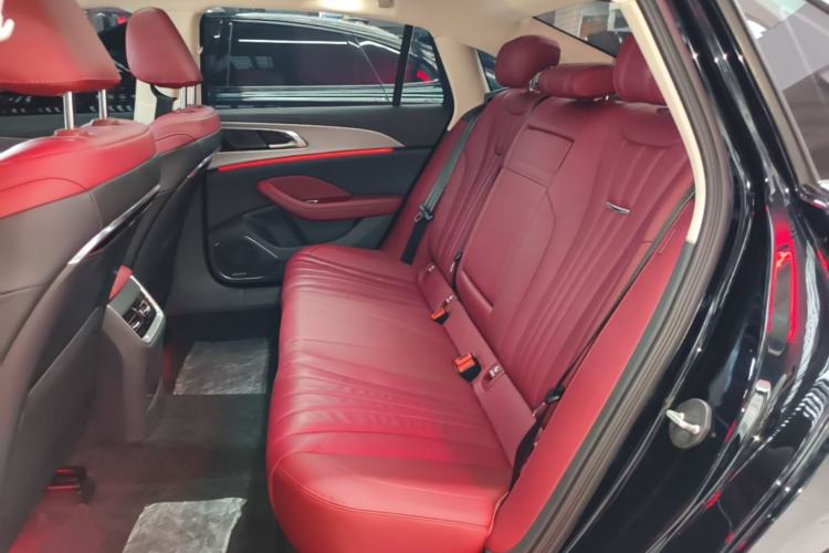 Used Hongqi H5 2024 2.0T Automatic Smart Connect Flagship Edition Left Rear Seat