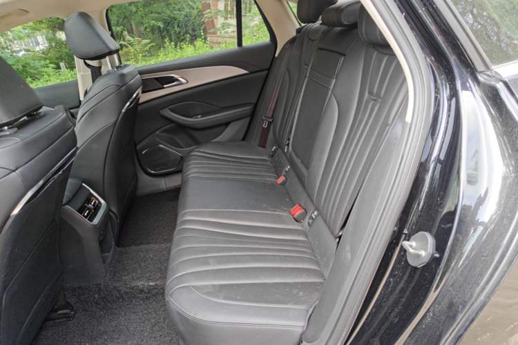 Used Hongqi H5 2024 1.5T DCT Smart Connect Flagship Edition Left Rear Seat