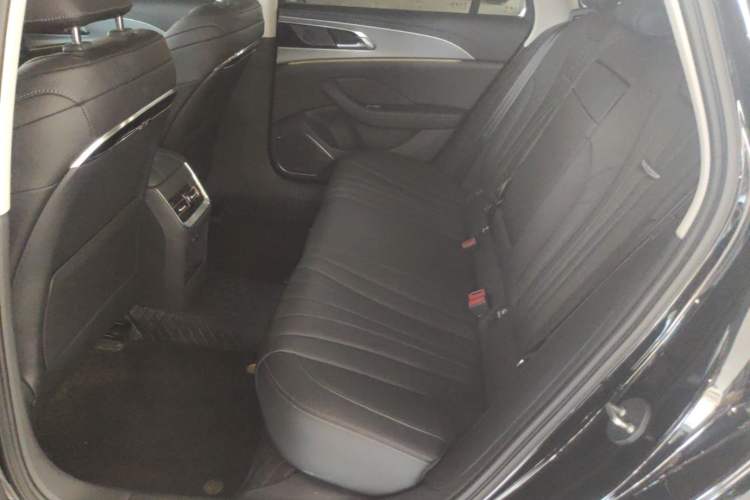 Used Hongqi H5 2024 2.0T Automatic Smart Connect Flagship Edition Left Rear Seat