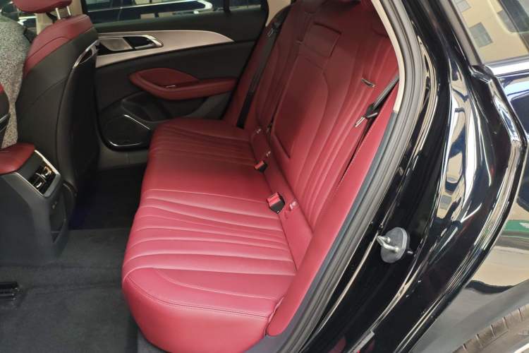 Used Hongqi H5 2024 1.5T DCT Smart Connect Flagship Edition Left Rear Seat