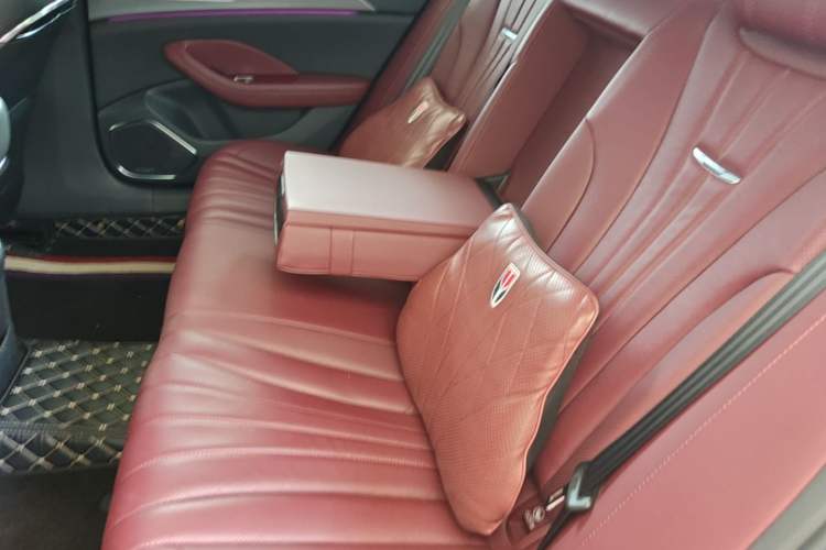 Used Hongqi H5 2024 2.0T Automatic Smart Connect Flagship Edition Left Rear Seat