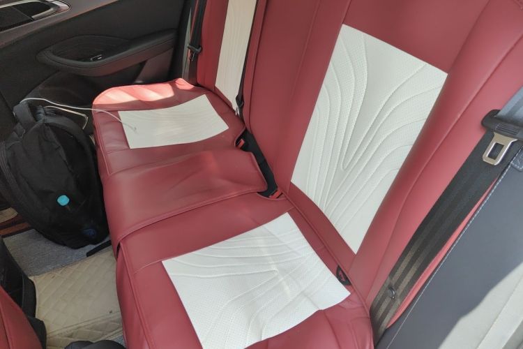 Used Hongqi H5 2024 2.0T Automatic Smart Connect Flagship Edition Left Rear Seat