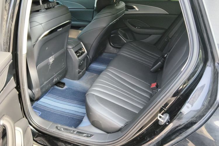 Used Hongqi H5 2024 2.0T Automatic Smart Connect Flagship Edition Left Rear Seat