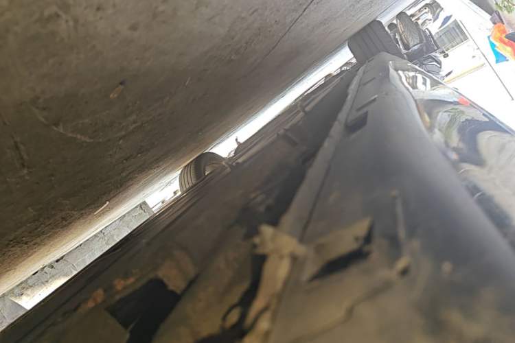 Used Hongqi H5 2024 1.5T DCT Smart Connect Flagship Edition Left Side Sill