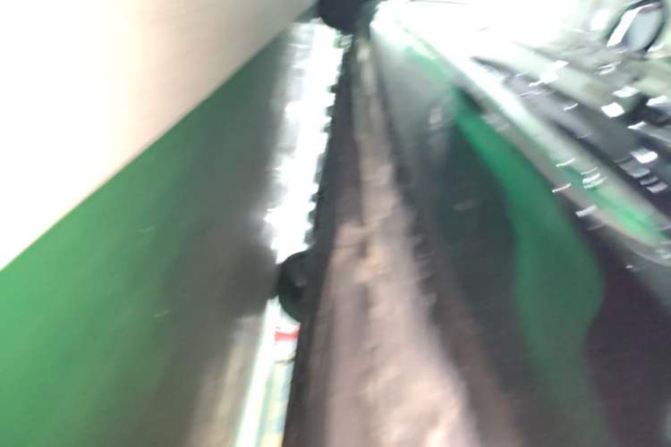 Used Hongqi H5 2024 1.5T DCT Smart Connect Flagship Edition Left Side Sill