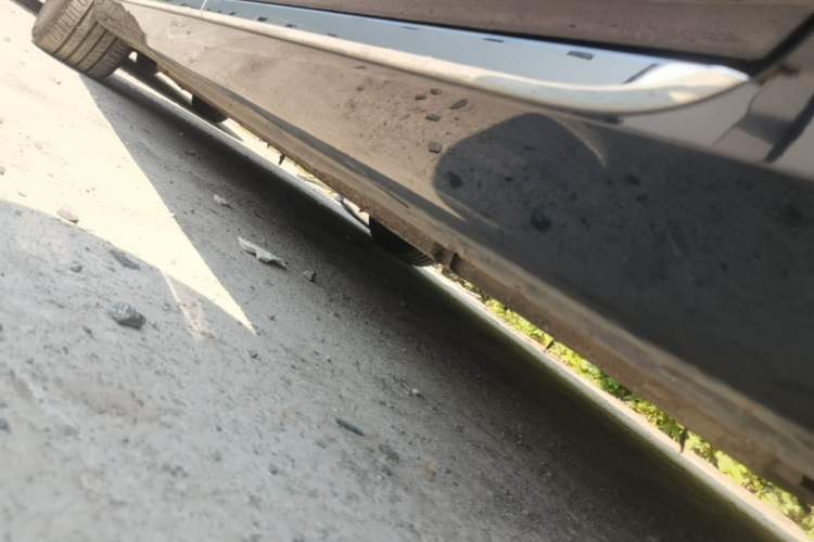 Used Hongqi H5 2024 1.5T DCT Smart Connect Flagship Edition Left Side Sill