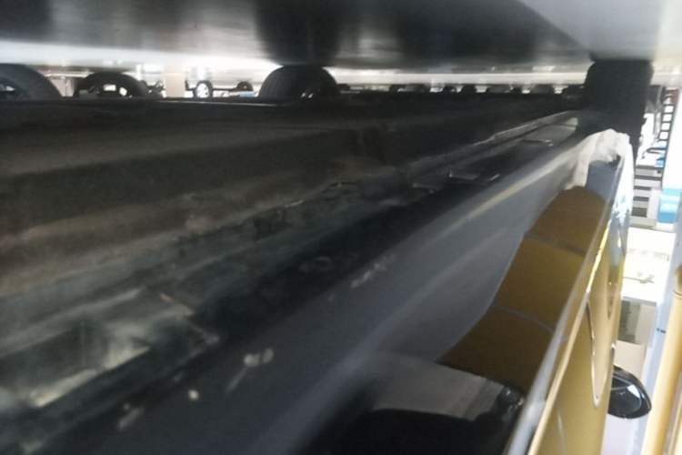 Used Hongqi H5 2024 1.5T DCT Smart Connect Flagship Edition Left Side Sill