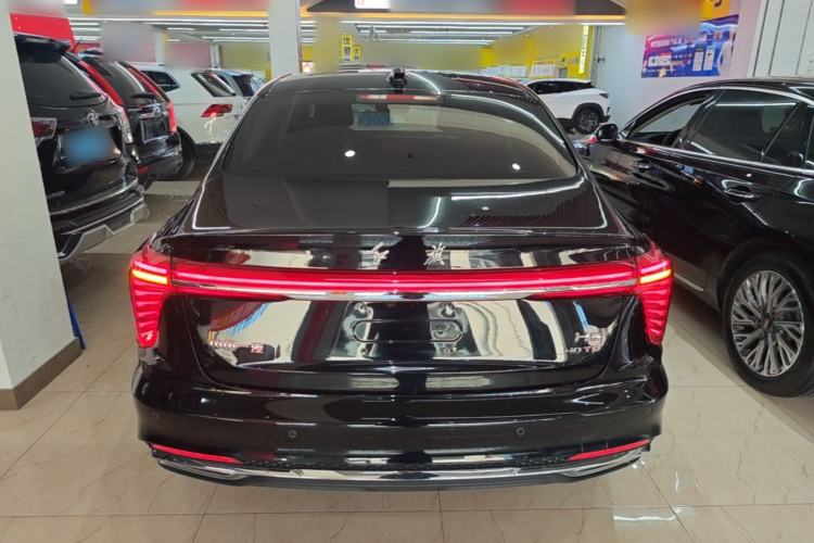 Used Hongqi H5 2024 2.0T Automatic Smart Connect Flagship Edition Rear