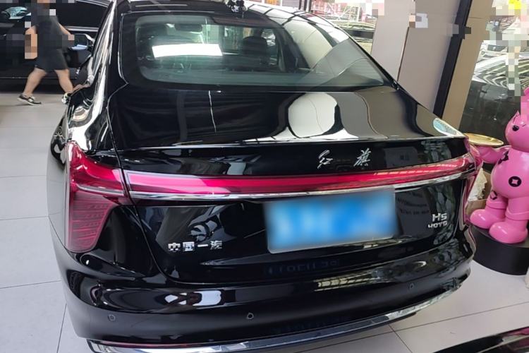 Used Hongqi H5 2024 2.0T Automatic Smart Connect Flagship Edition Rear