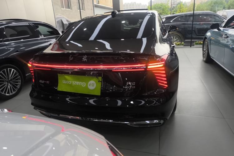 Used Hongqi H5 2024 2.0T Automatic Smart Connect Flagship Edition Rear