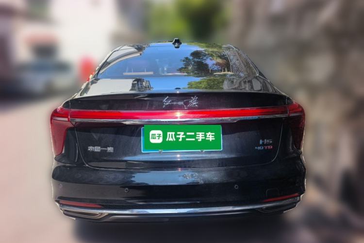 Used Hongqi H5 2024 2.0T Automatic Smart Connect Flagship Edition Rear