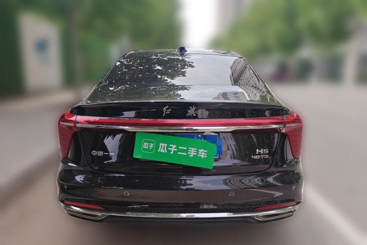 Used Hongqi H5 2024 2.0T Automatic Smart Connect Flagship Edition Rear