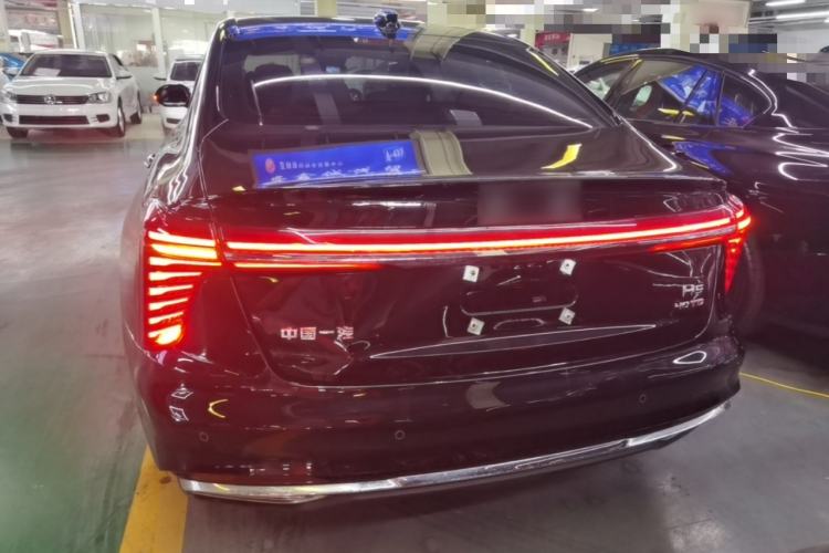 Used Hongqi H5 2024 2.0T Automatic Smart Connect Flagship Edition Rear