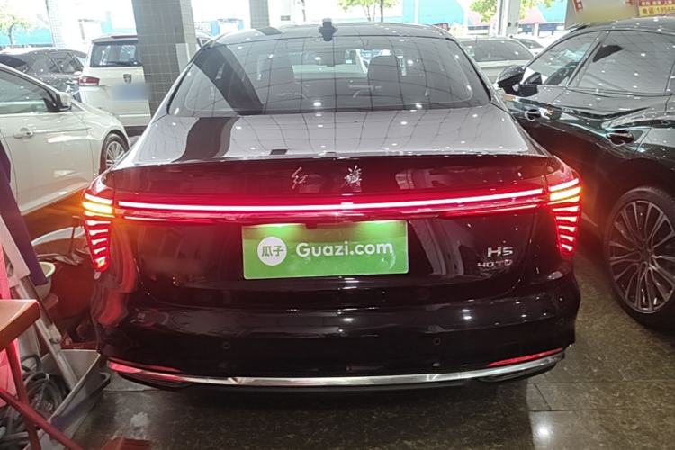 Used Hongqi H5 2024 2.0T Automatic Smart Connect Flagship Edition Rear