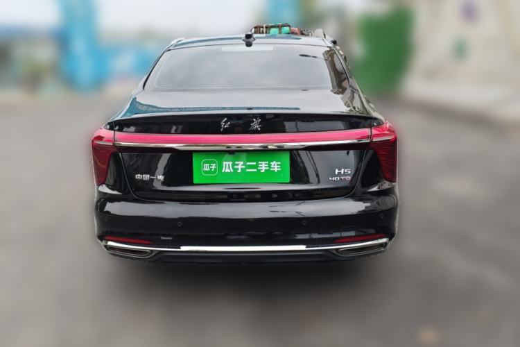 Used Hongqi H5 2024 2.0T Automatic Smart Connect Flagship Edition Rear