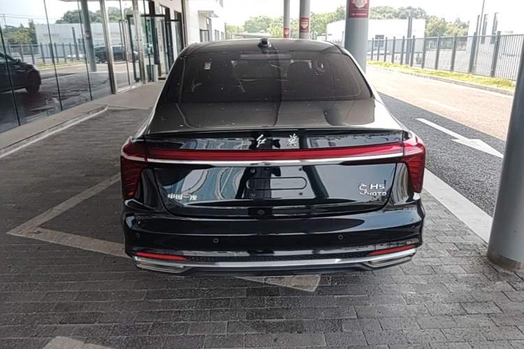 Used Hongqi H5 2024 2.0T Automatic Smart Connect Flagship Edition Rear