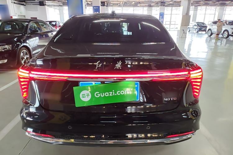 Used Hongqi H5 2024 2.0T Automatic Smart Connect Flagship Edition Rear