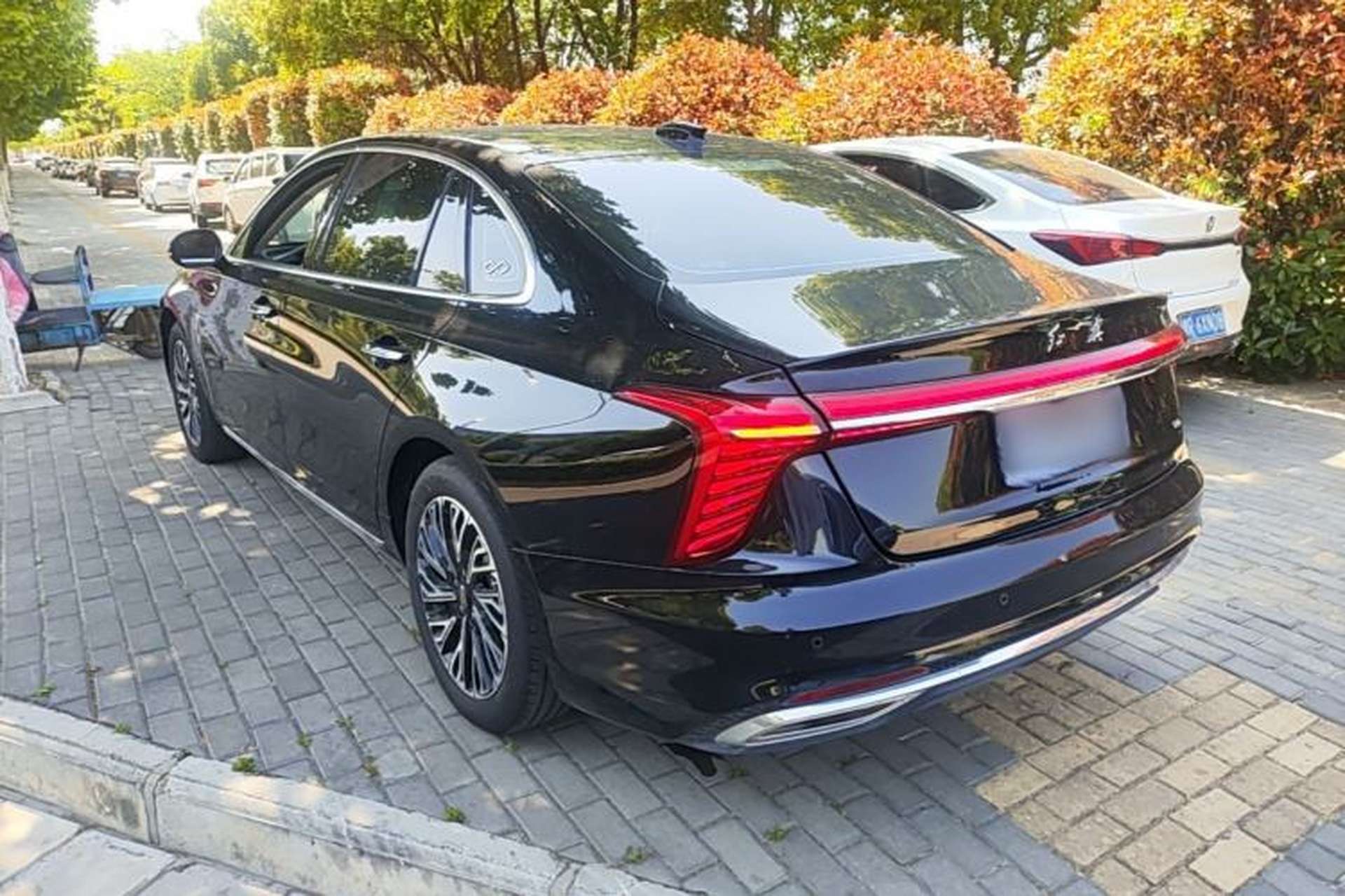 Used Hongqi H5 2024 2.0T Automatic Smart Connect Flagship Edition Rear Left 45 Deg