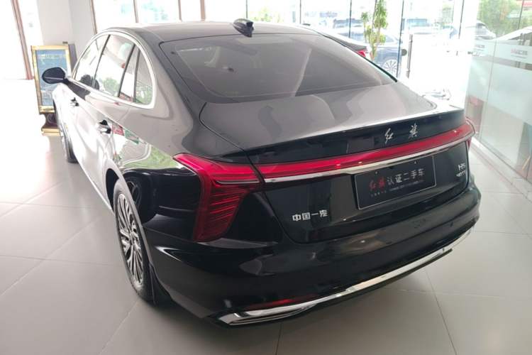 Used Hongqi H5 2024 2.0T Automatic Smart Connect Flagship Edition Rear Left 45 Deg