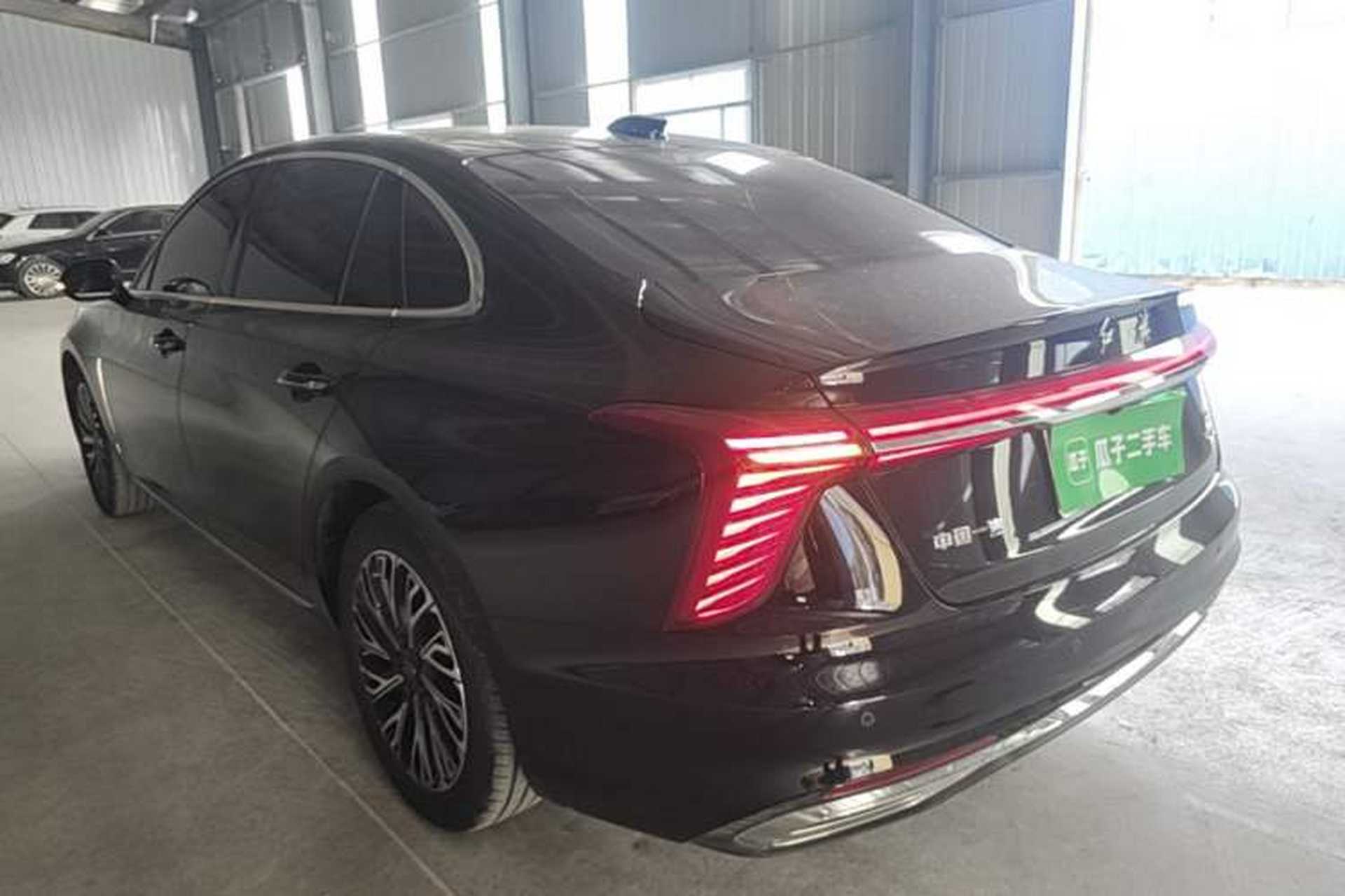 Used Hongqi H5 2024 2.0T Automatic Smart Connect Flagship Edition Rear Left 45 Deg