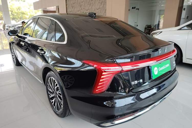 Used Hongqi H5 2024 2.0T Automatic Smart Connect Flagship Edition Rear Left 45 Deg