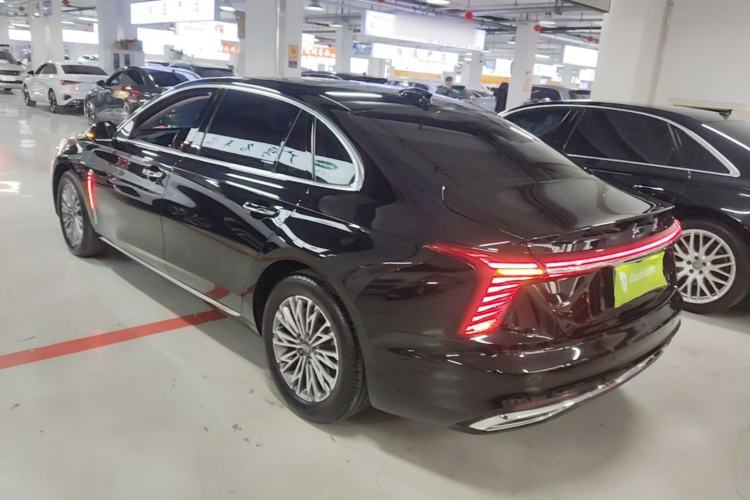 Used Hongqi H5 2024 2.0T Automatic Smart Connect Flagship Edition Rear Left 45 Deg