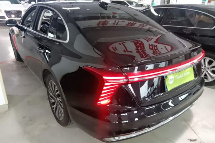 Used Hongqi H5 2024 2.0T Automatic Smart Connect Flagship Edition Rear Left 45 Deg